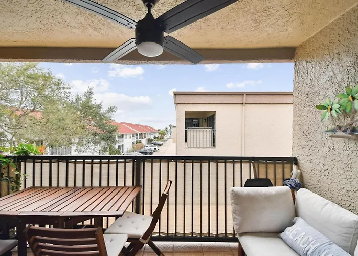 Intracoastal 5 Min Walk To The Beach! Apartamento