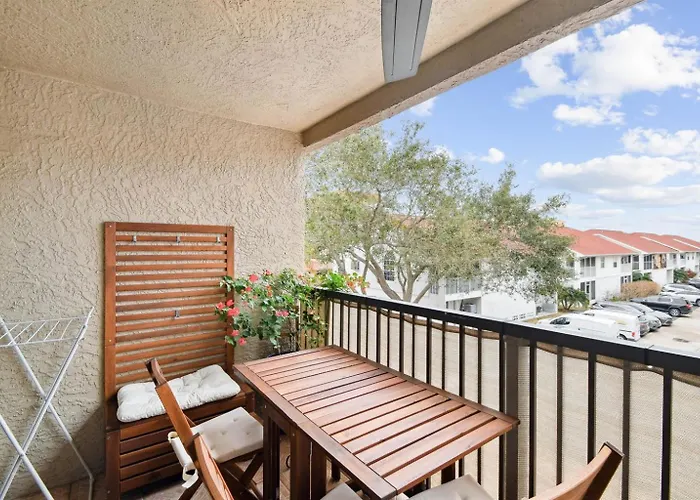 Intracoastal 5 Min Walk To The Beach! * Clearwater Beach
