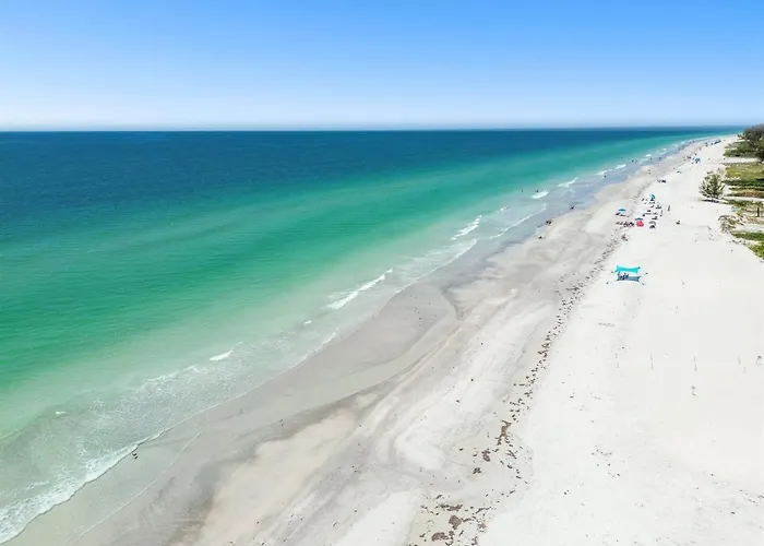 Intracoastal 5 Min Walk To The Beach! * Clearwater Beach